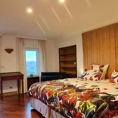 Villino Ca' Bianca, Vicino Ad Alba, Tre Da Letto, Sollevatori Aerei, Intera Proprieta Monteu Roero