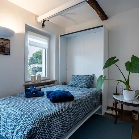Villino Ca' Bianca, Vicino Ad Alba, Tre Da Letto, Sollevatori Aerei, Intera Proprietà Villa Monteu Roero