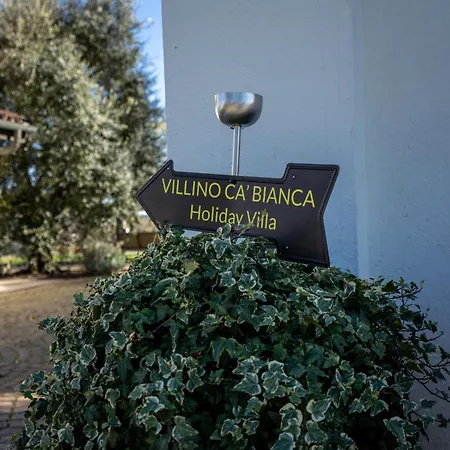 Villino Ca' Bianca, Vicino Ad Alba, Tre Da Letto, Sollevatori Aerei, Intera Proprietà Villa *